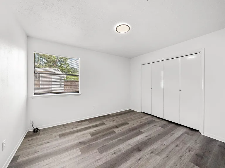 1022 Western Meadows Dr — Photo 14