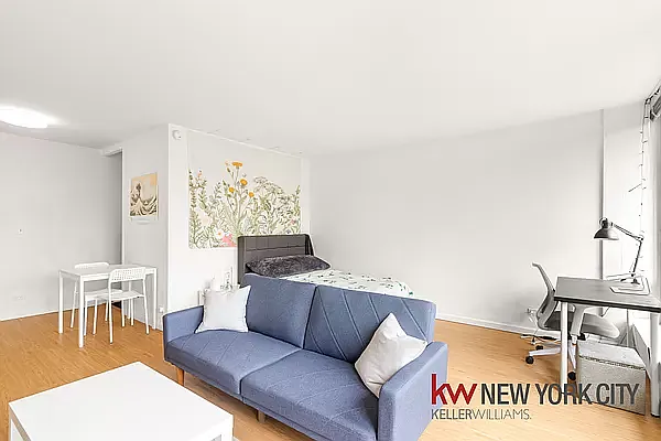 Rented by Keller Williams NYC | media 9