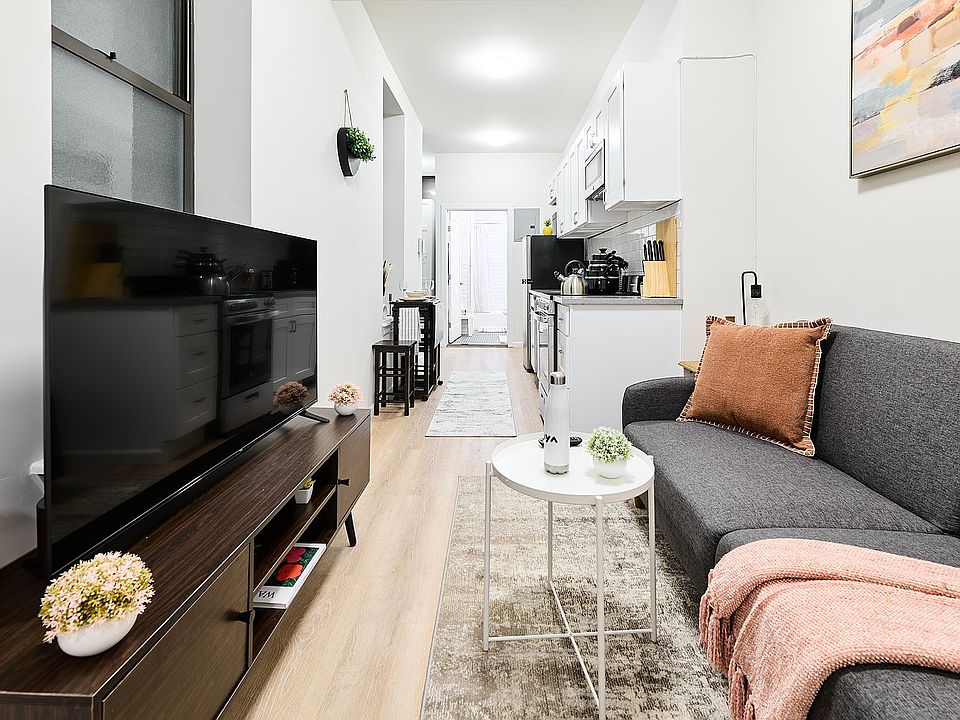 1st image of 364 3rd Ave #B