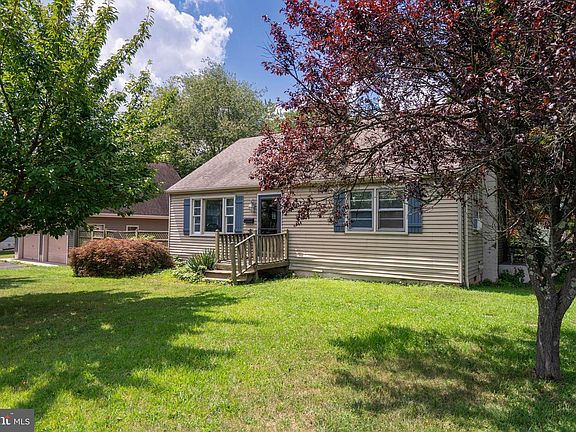 2nd image of 514 Kansas Rd