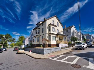 4 Oliver St, Fall River, MA 02724