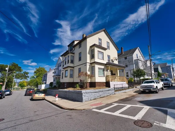 4 Oliver St, Fall River, MA 02724