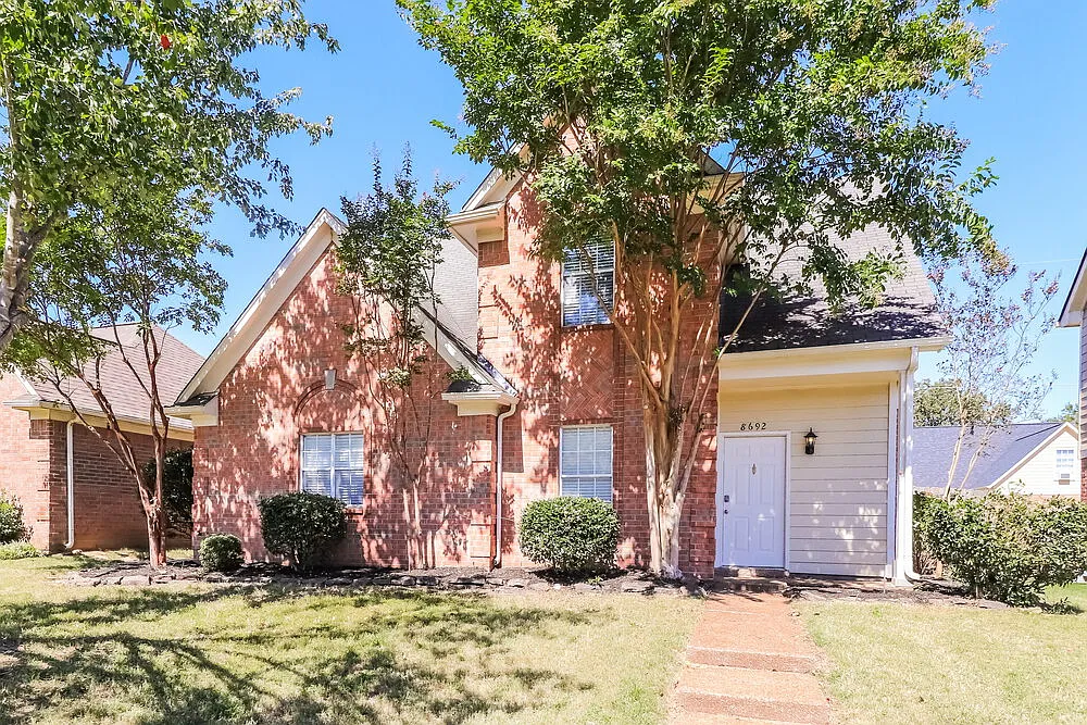 3 bed, 2.5 bath, 1668 sqft, $2,270 — Photo 4