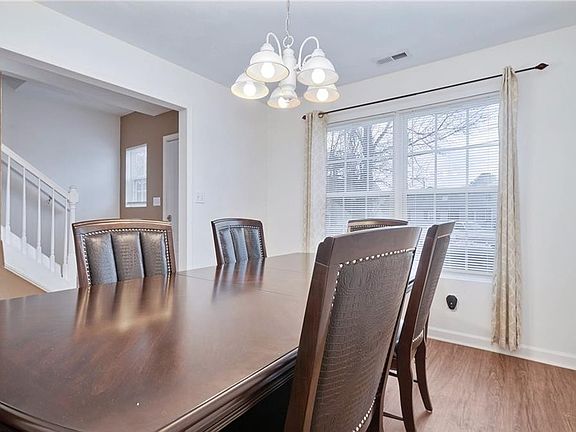 4th image of 1466 Oliver Ave