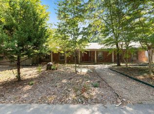 2908 Justin Matthews Dr, N Little Rock, AR 72116