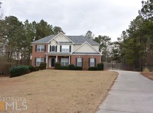 407 Bellway Ct, Tyrone, GA 30290