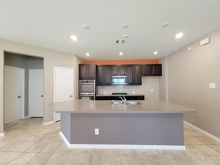 14202 Persimmon Woods Dr — Photo 6