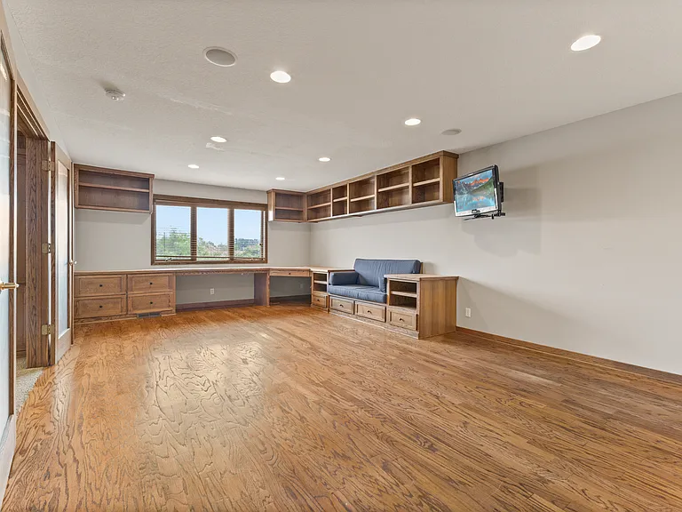 11435 Kenyon Ct NE — Photo 25