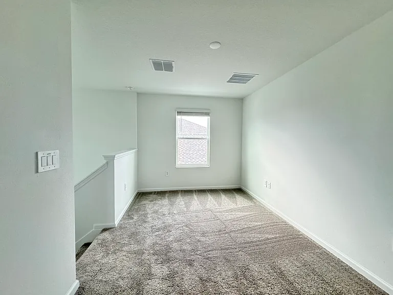 553 Reggie Rd — Photo 26