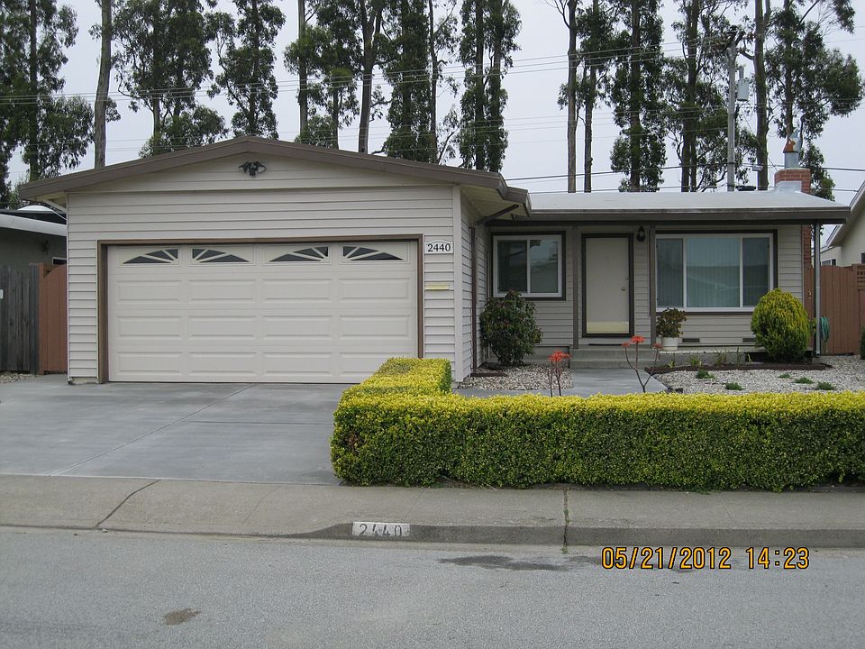 1st image of 2440 Evergreen Dr