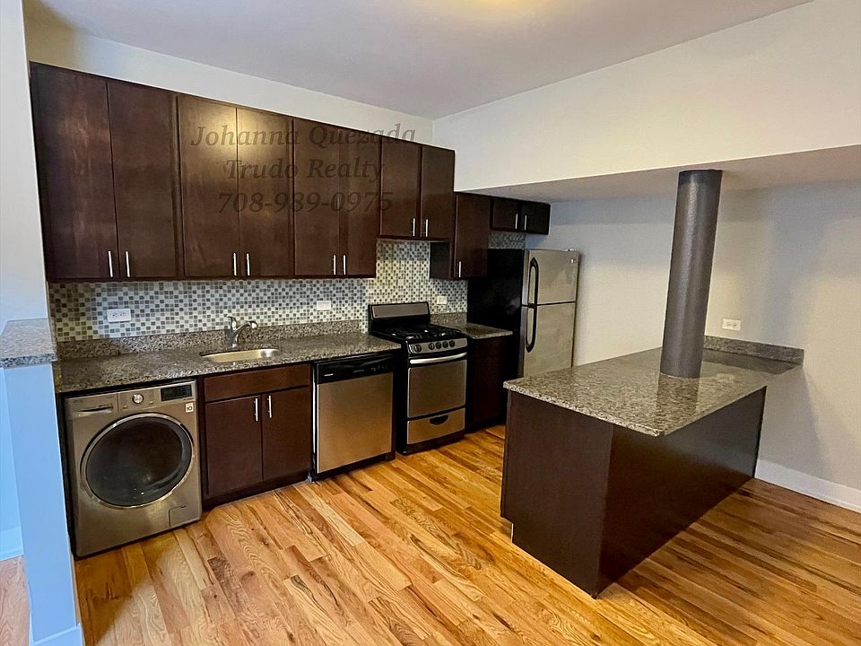 1st image of 2908GD N Mildred Avenue Gdn