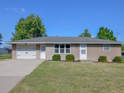 6770 Crippen St, Greenleaf, WI, 54126
