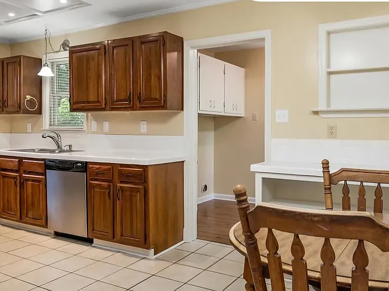 1711 Alta Vista Ave — Photo 7