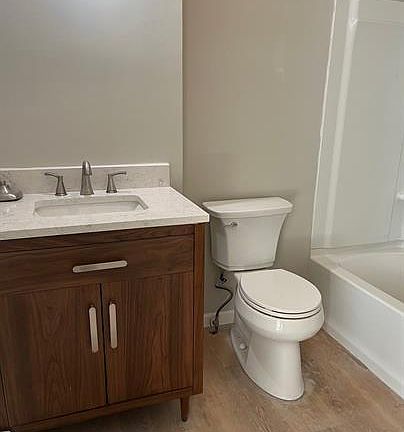 5th image of 25 Elberon Pl APT 1B