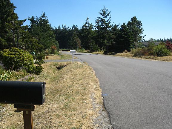 3rd image of 1258 Eagle Crest Dr