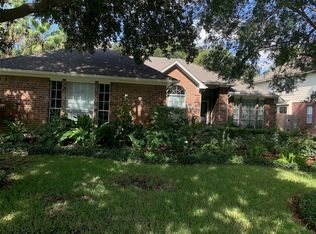 7719 Cadenza Ct, Houston, TX 77040