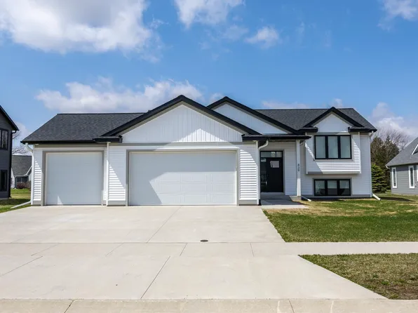 439 Spring Day Ave NE, Eyota, MN 55934