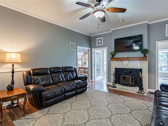 3rd image of Bassingham Dr
