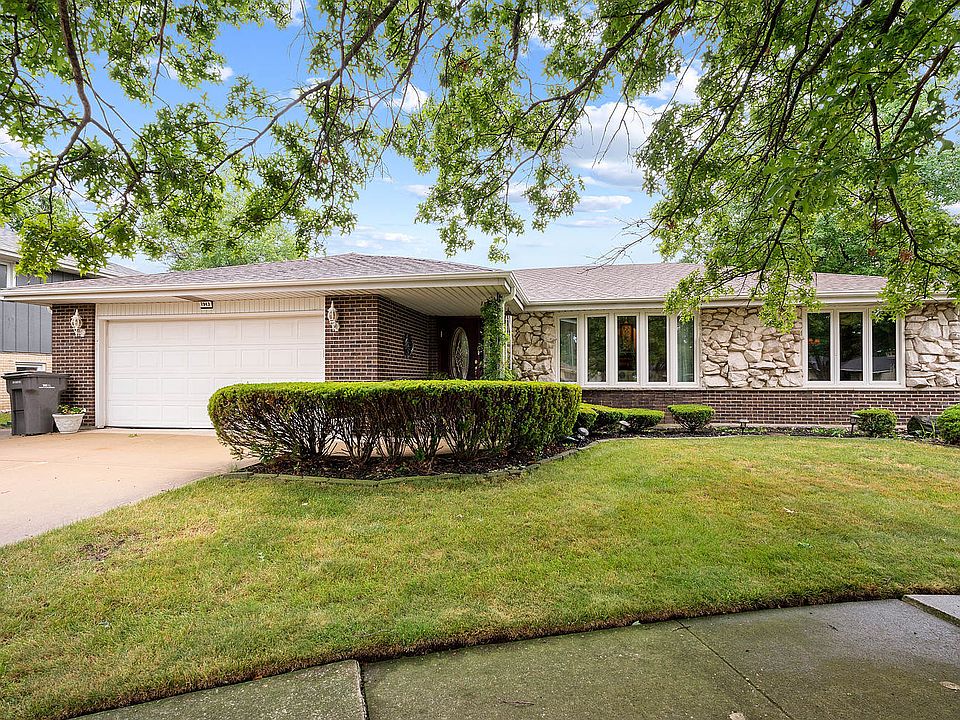 1st image of 7943 W Ponderosa Ct