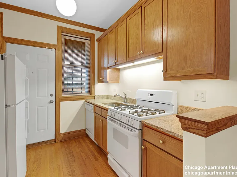 1809 W Patterson Ave #2 — Photo 4