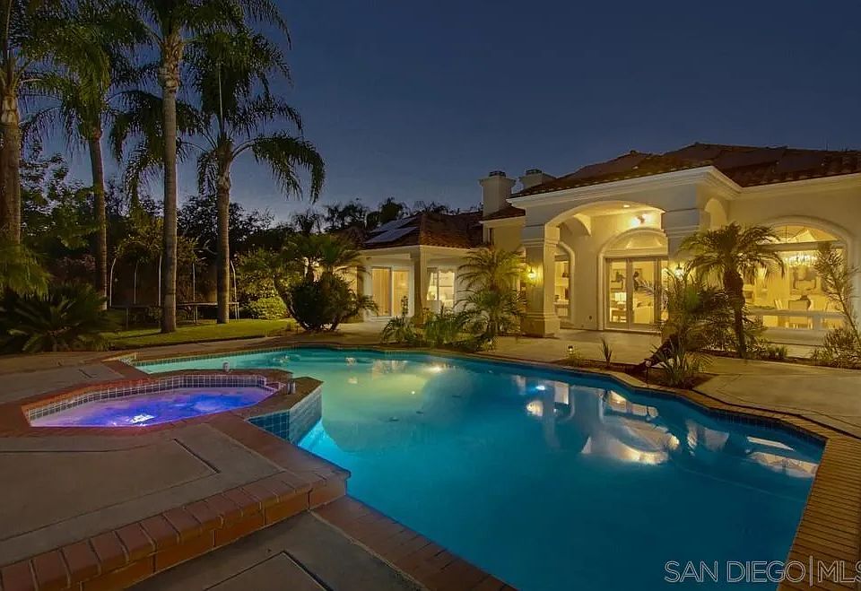 1st image of 14893 Huntington Gate Dr