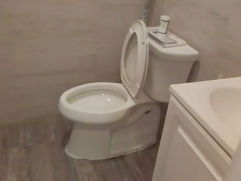 131 William St #1 — Photo 11