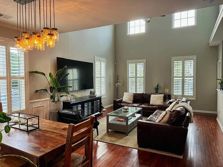 1411 Hamlin Park Cir — Photo 3