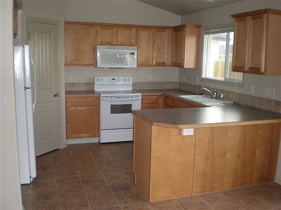2nd image of 11735 N Huckleberry Dr