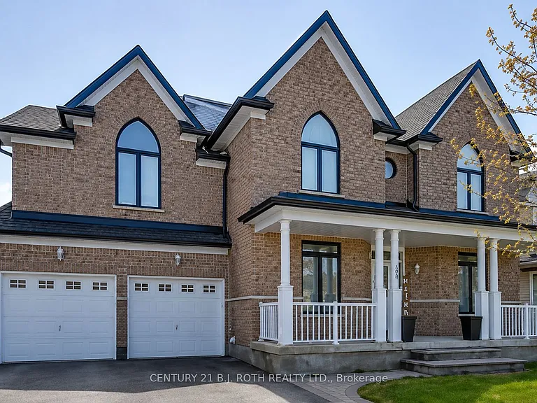 Succession Cres — Photo 1