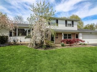 145 Crandon Way, Rochester, NY 14618