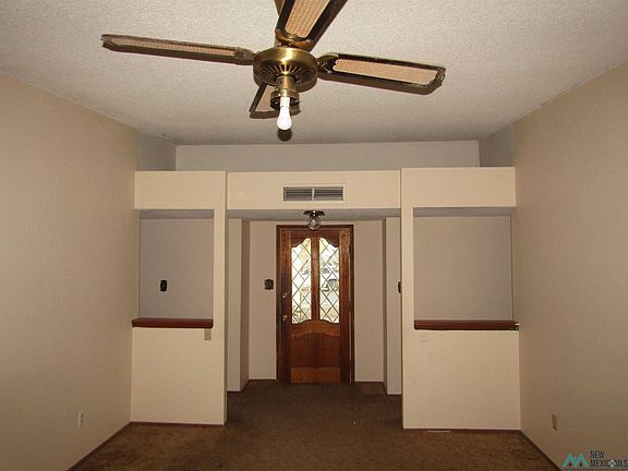 3rd image of 1604 W Bullock Ave