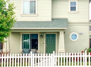 875 Rogge Rd, Salinas, CA 93906