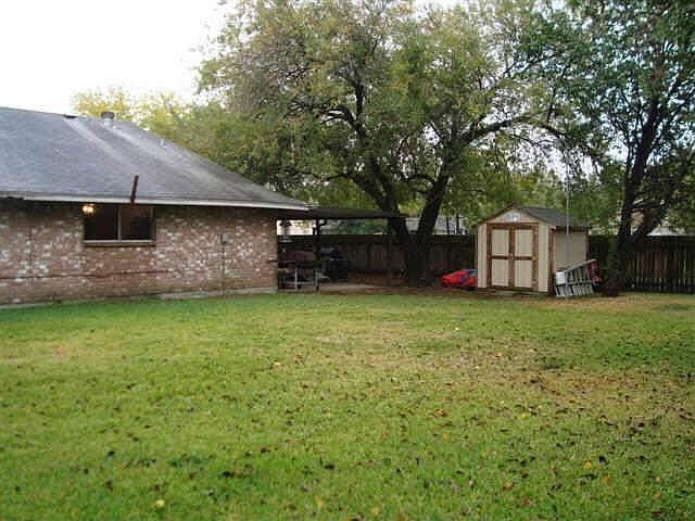 2nd image of 7718 Battleoak Dr