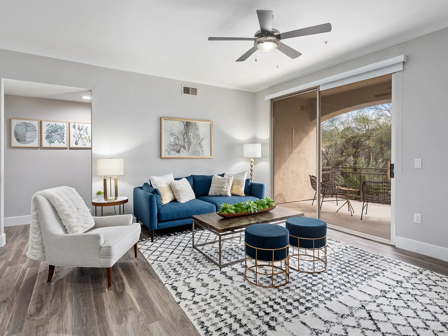 Kota North Scottsdale — Photo 1