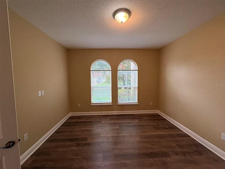3700 Paradiso Cir — Photo 19