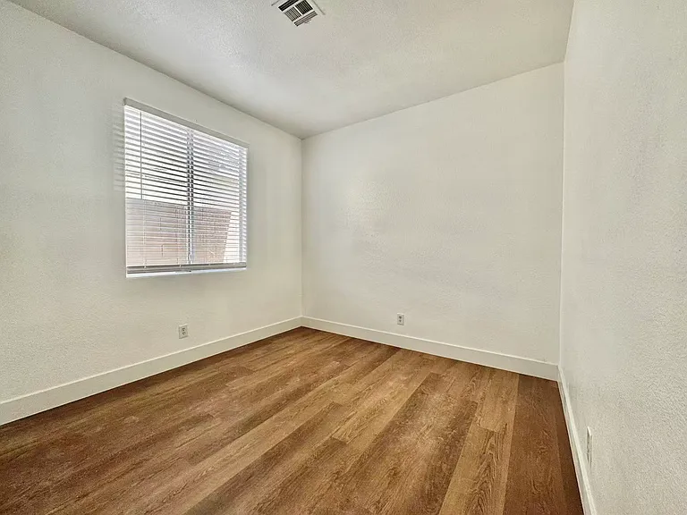 3828 Climbing Rose St — Photo 24
