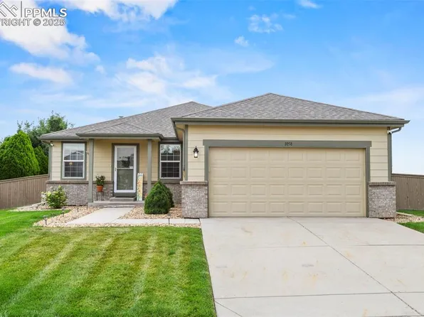 1058 Crenshaw St, Castle Rock, CO 80104