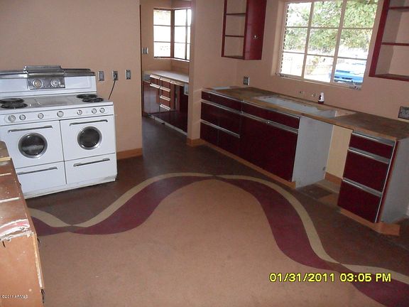 2nd image of 634 N GRAND Street