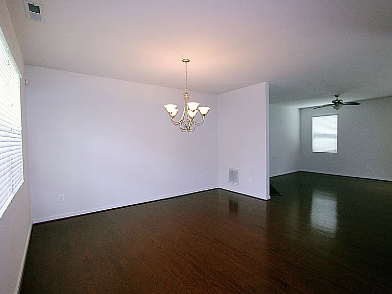 134 Braddock Rd — Photo 4