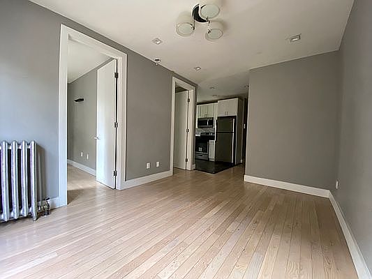 4th image of 209 Wadsworth Ave APT 54
