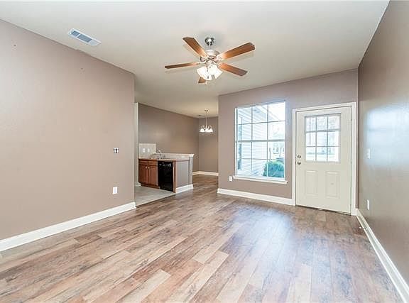 2nd image of 43250 Creek Cir APT 104