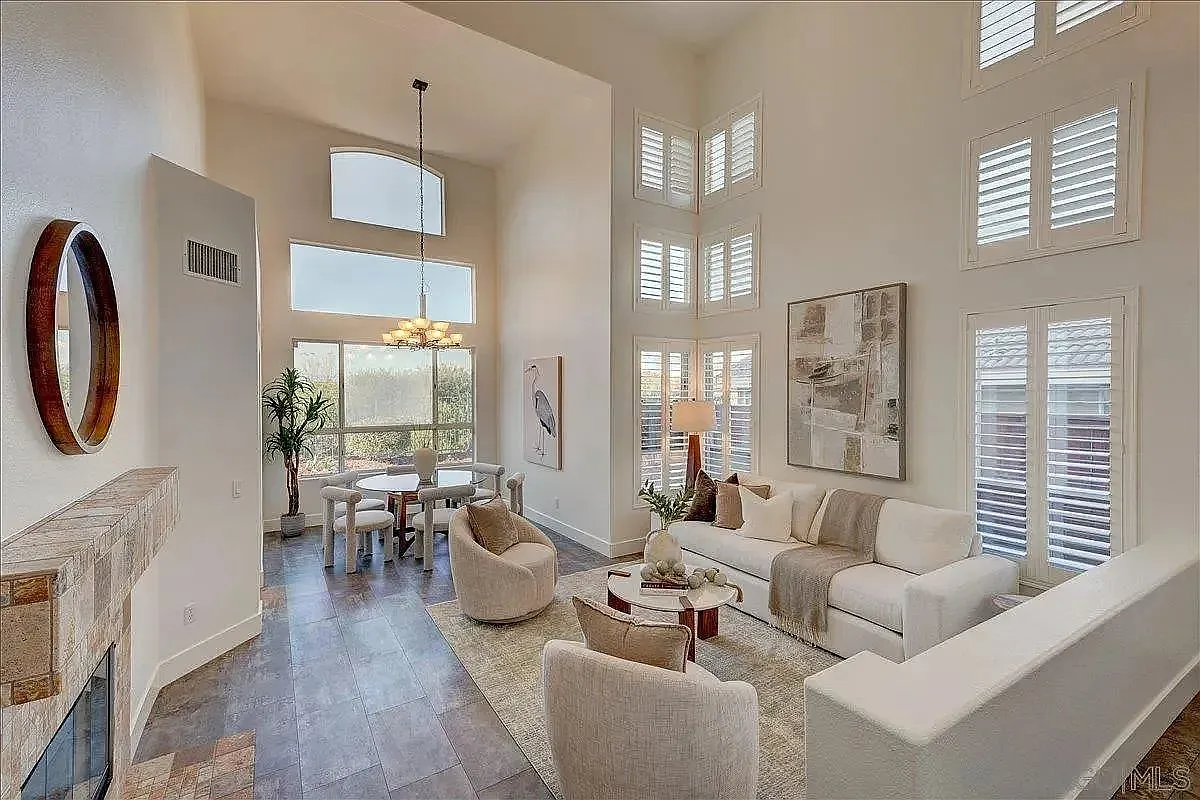 4 bed, 1988 sqft, $4,900 — Photo 4