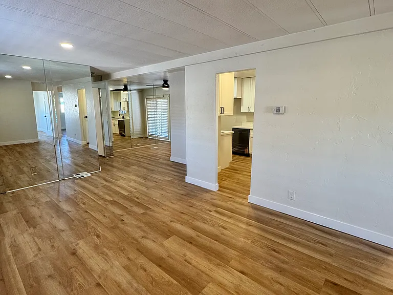 73201 Colonial Dr — Photo 7