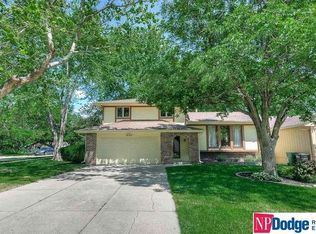 6105 S 92nd Ave, Omaha, NE 68127