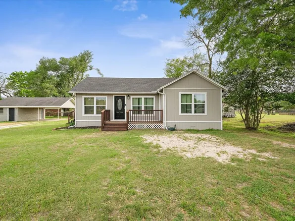 657 E Commerce St, Fairfield, TX 75840