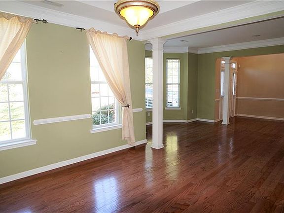 4th image of 4102 Turnberry Park Ct