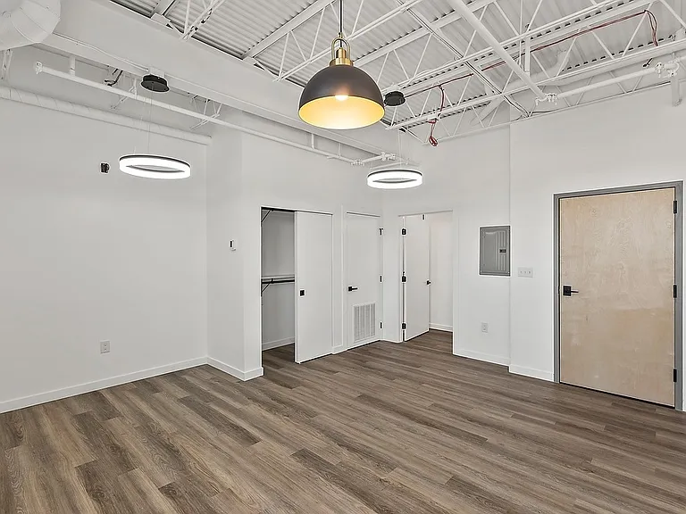 Viewpoint 41 Lofts — Photo 21