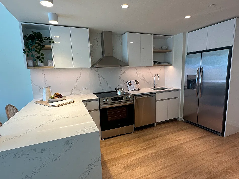 1835 Park Ave #409