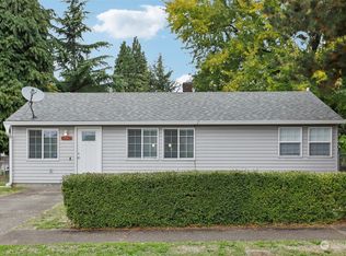 1922 W 27th St, Vancouver, WA 98660