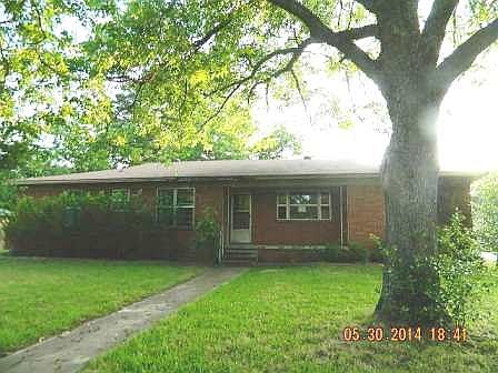 1st image of 1013 N Saline St